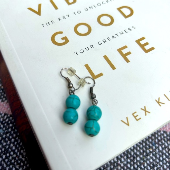 Jewelry - 🔥 Turquoise stone. 2 stone bead earrings. Real stones.